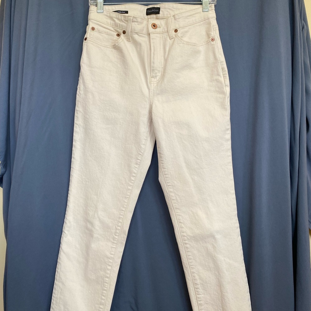 Talbots Women's Cream Straight Leg Modern Ankle Jeans